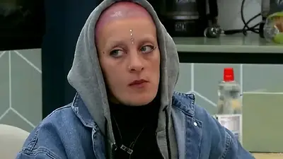Qué pasó con Furia de Gran Hermano y qué fue lo que hizo con un notero de El Trece. Por qué denunció el notero de El Trece a Furia de GH. Qué pasó con Furia de Gran Hermano y qué fue lo que hizo con un notero de El Trece. Por qué denunció el notero de El Trece a Furia de GH.