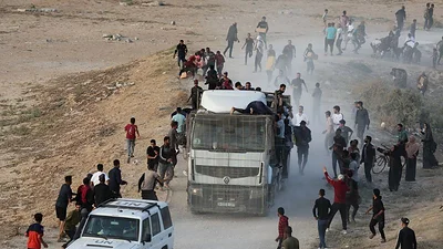 Sólo 906 camiones de ayuda han llegado a Gaza desde la operación israelí en Ráfah, según la ONU Sólo 906 camiones de ayuda han llegado a Gaza desde la operación israelí en Ráfah, según la ONU