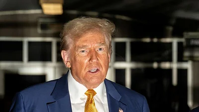 Fiscalía pide a jueza que prohíba a Trump hacer comentarios que pongan en peligro a fuerzas de seguridad Fiscalía pide a jueza que prohíba a Trump hacer comentarios que pongan en peligro a fuerzas de seguridad