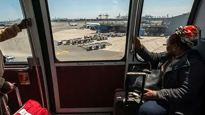 EEUU registra récord de 2,95 millones de pasajeros aéreos en un solo día EEUU registra récord de 2,95 millones de pasajeros aéreos en un solo día