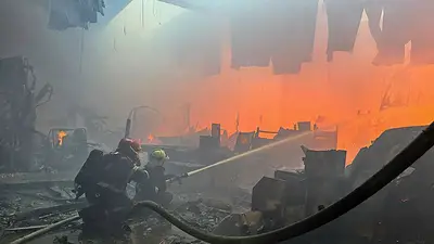 Ataques rusos contra ferretería y centro de Járkov dejan cuatro muertos y decenas de heridos Ataques rusos contra ferretería y centro de Járkov dejan cuatro muertos y decenas de heridos