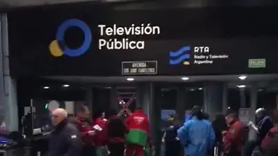Murió un empleado en la TV Pública y apuntan al Gobierno por "dispensar" a médicos Murió un empleado en la TV Pública y apuntan al Gobierno por "dispensar" a médicos