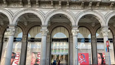 La italiana Benetton planea una reestructuración ante el aumento de las pérdidas: fuentes La italiana Benetton planea una reestructuración ante el aumento de las pérdidas: fuentes