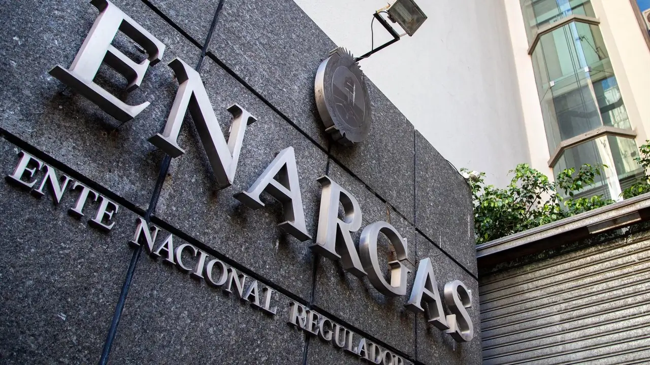 Ficción fiscal: el Gobierno adeuda casi u$s700 millones a productoras de gas