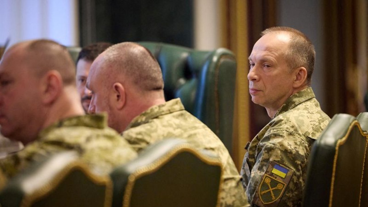 Instructores militares franceses visitarán centros de entrenamiento, según comandante ucraniano