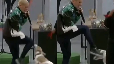 Furia de Gran Hermano le pegó al perro Arturo y piden su expulsión directa. Furia de Gran Hermano le pegó al perro Arturo y piden su expulsión directa.