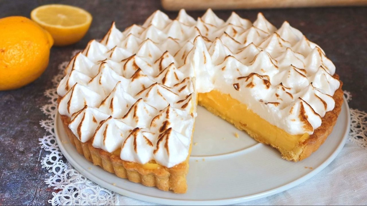 Lemon pie plato.