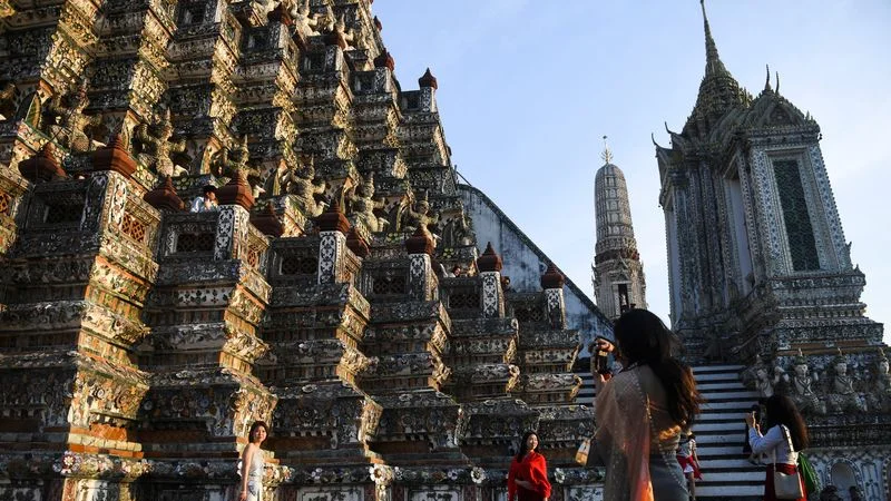 Tailandia quiere impulsar el turismo con estancias más largas para visitantes y "nómadas digitales"