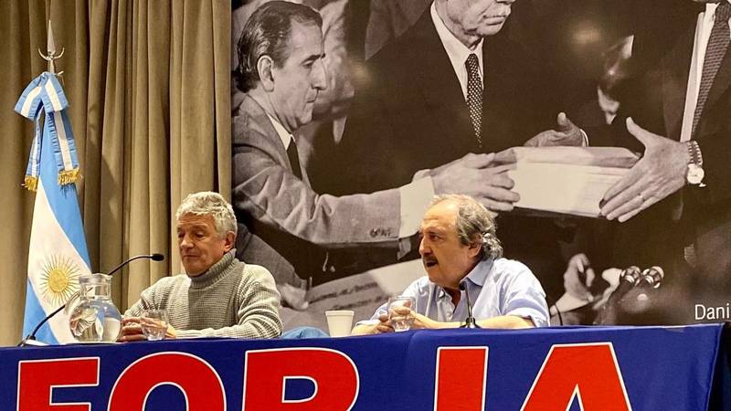 Ricardo Alfonsín y Gustavo López lanzaron "Democracia Social" un nuevo espacio político PBA