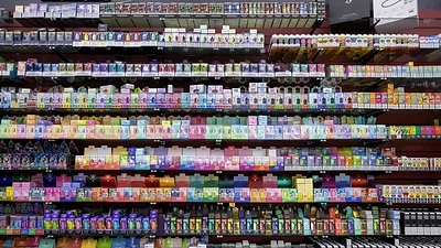 Químicos en vaporizadores en EEUU pueden ser más adictivos que la nicotina: FDA Químicos en vaporizadores en EEUU pueden ser más adictivos que la nicotina: FDA