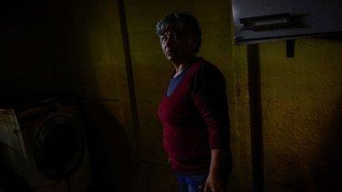 Afectados por inundaciones sin precedentes, agricultores del sur de Brasil recorren cosechas perdidas