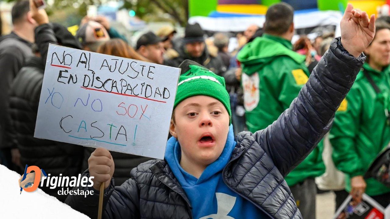 Ni víctimas pasivas ni objetos de caridad: las personas con discapacidad marchan por una Ley de Emergencia que garantice derechos