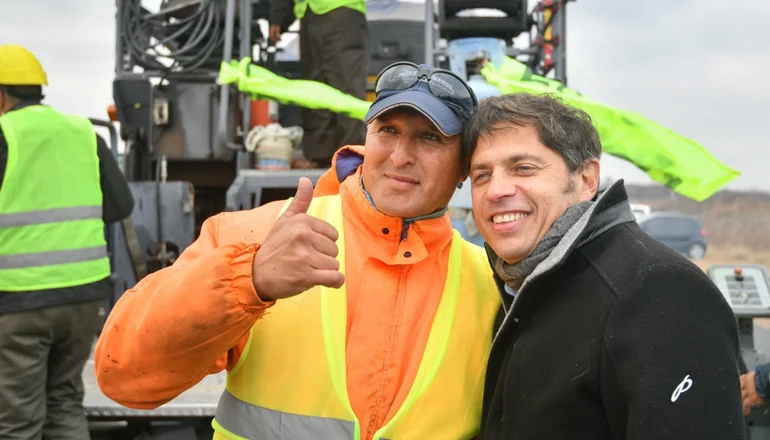 Kicillof le recordó a Milei que Vaca Muerta es una realidad "gracias a Cristina Fernandez"