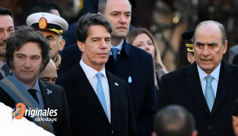 Entre espionaje y corrupción, Milei quedó en la cornisa y apura un reseteo del Gobierno