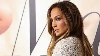 Jennifer López cancela la gira 'This Is Me...Live' para estar con su familia Jennifer López cancela la gira 'This Is Me...Live' para estar con su familia