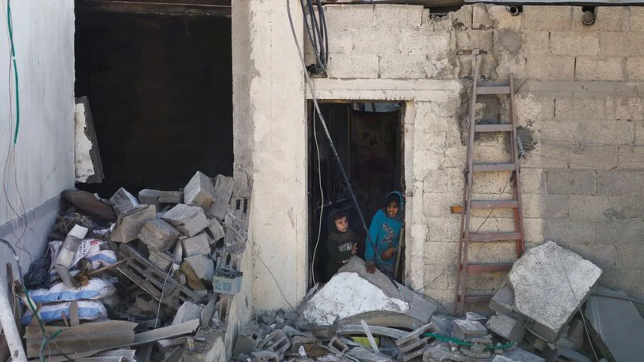 Alto dirigente de OMS dice que "estamos destrozando los cuerpos y las mentes de los niños de Gaza"
