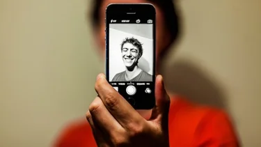 Murió la selfie en el ascensor: por qué hay que estar alerta para sacarse una foto