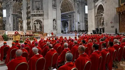Los cardenales ya eligen al nuevo Papa: se reunirán dos veces antes del cónclave Los cardenales ya eligen al nuevo Papa: se reunirán dos veces antes del cónclave
