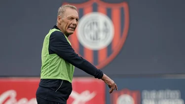 Sufre San Lorenzo: se lesionó una figura y Russo sumó otra baja ante Sarmiento