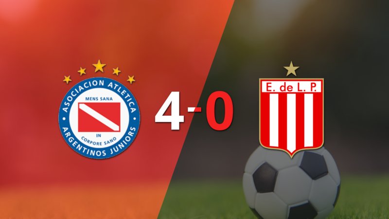 Tomás Molina impulsó la victoria de Argentinos Juniors frente a Estudiantes con dos goles 