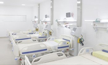 Quintela destacó el trabajo del Hospital Vera Barros en su aniversario | Salud pública