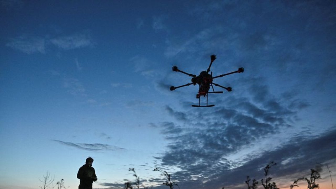 Ucrania dice haber derribado por primera vez un caza ruso con un dron marítimo