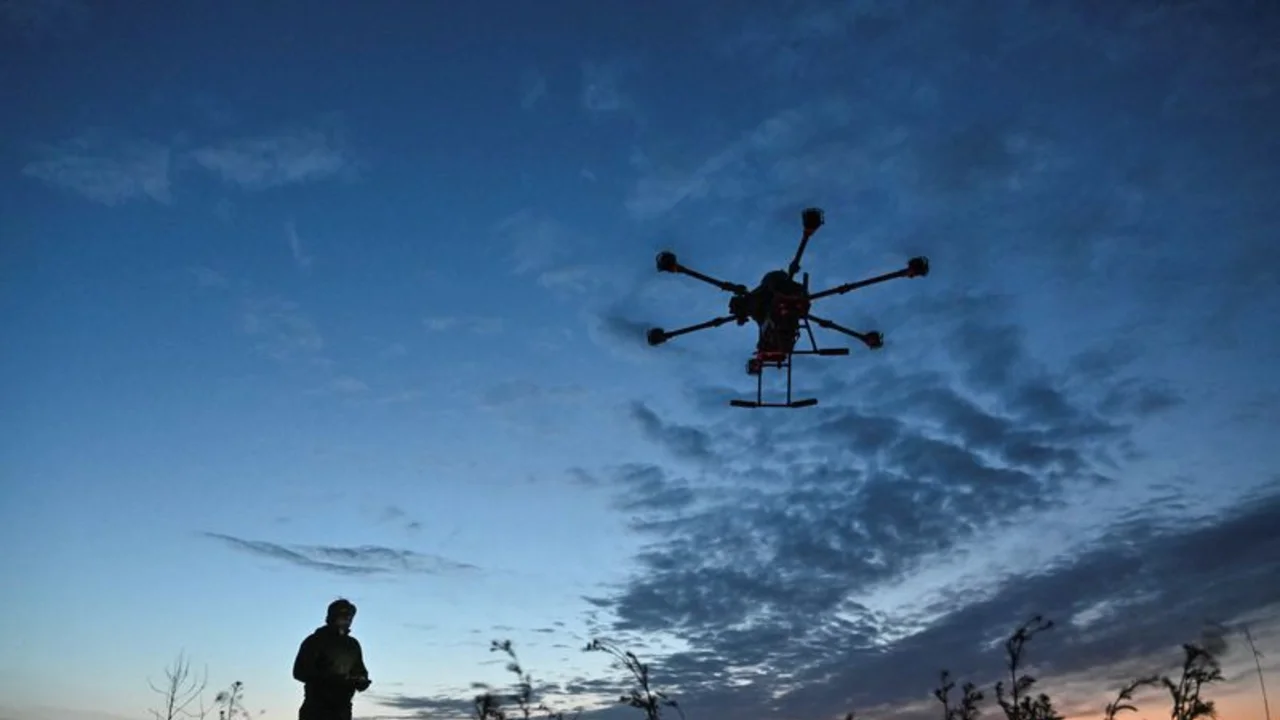Ucrania dice haber derribado por primera vez un caza ruso con un dron marítimo