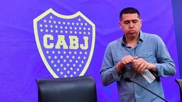Ganó todo con Riquelme en Boca y ahora lo fulminó: "Perjudica"