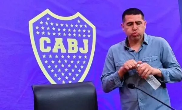 Ganó todo con Riquelme en Boca y ahora lo fulminó: 