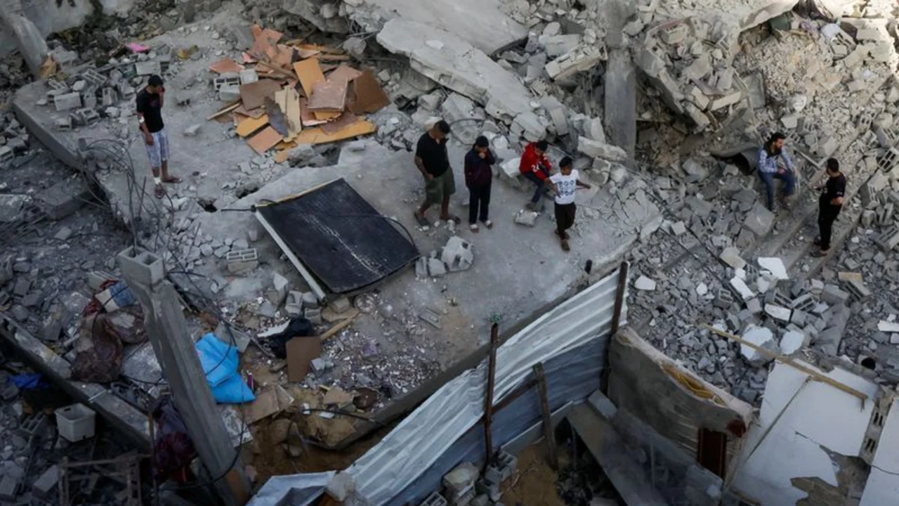 Israel pide a Qatar que "deje de jugar a dos bandas" en las conversaciones sobre Gaza