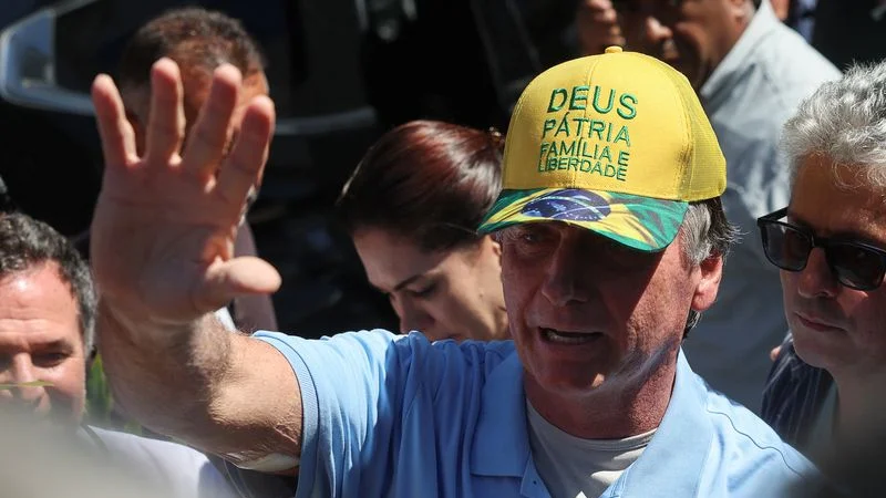 Bolsonaro fue dado de alta y pidió amnistía para seguidores detenidos