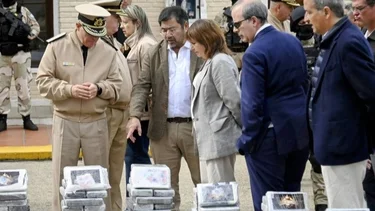 Bullrich se adjudicó el hallazgo de casi 500 kilos de cocaína en un buque en Santa Fey luego se retractó
