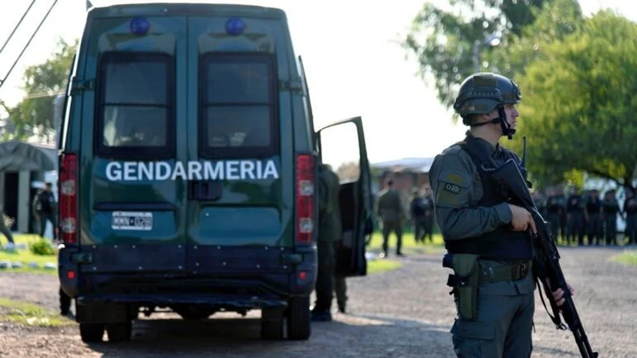 Rosario: un policía armado secuestró a su expareja y fue abatido tras disparle a un agente de Gendarmería