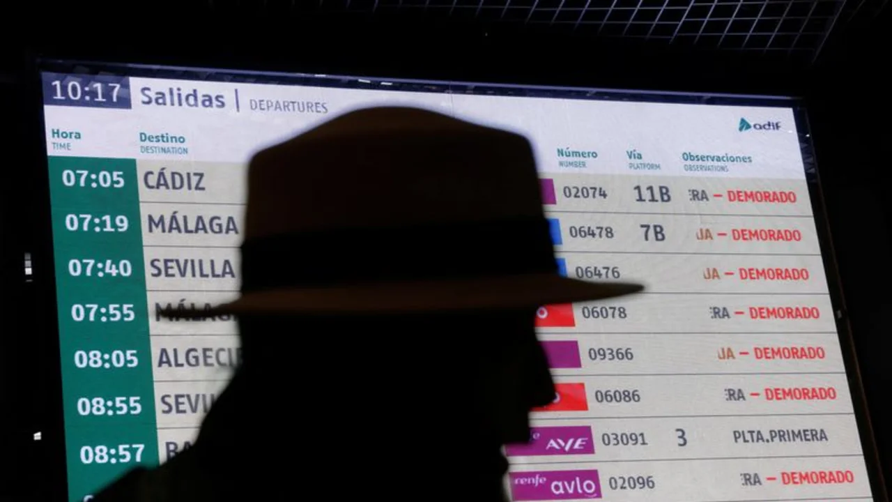 Robos de cables de cobre en España dejan a pasajeros atrapados en trenes durante la noche