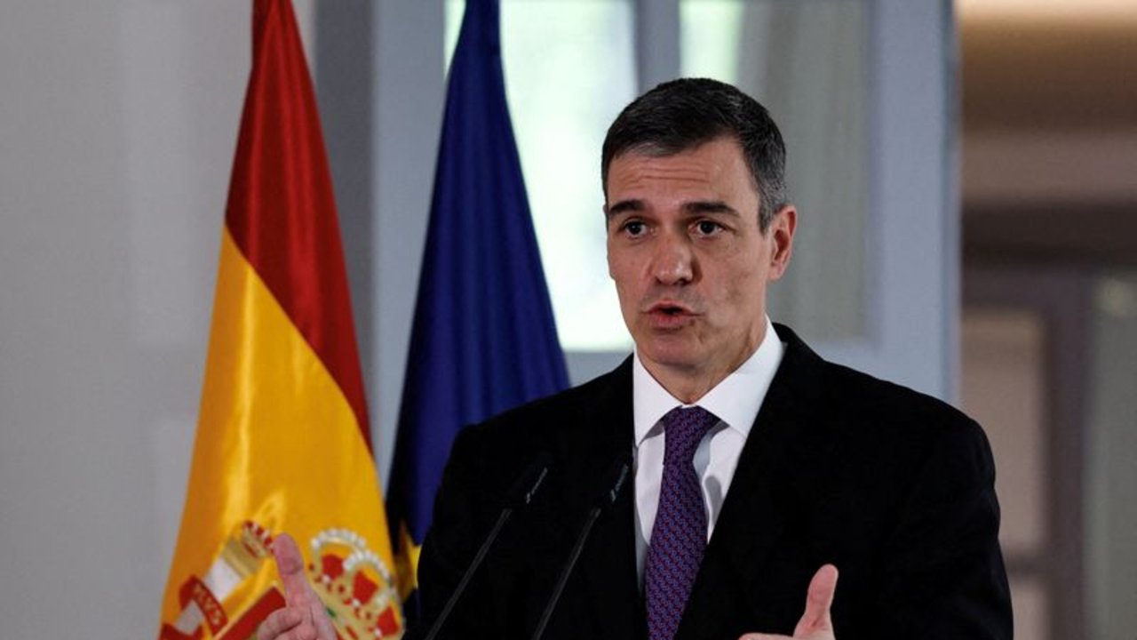 El Gobierno español abrirá una consulta pública sobre la operación BBVA-Sabadell, según Sánchez