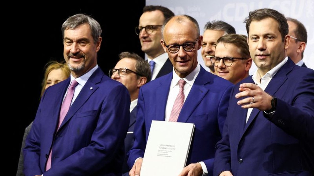 Merz promete reformar Alemania en la presentación de su gabinete al completo