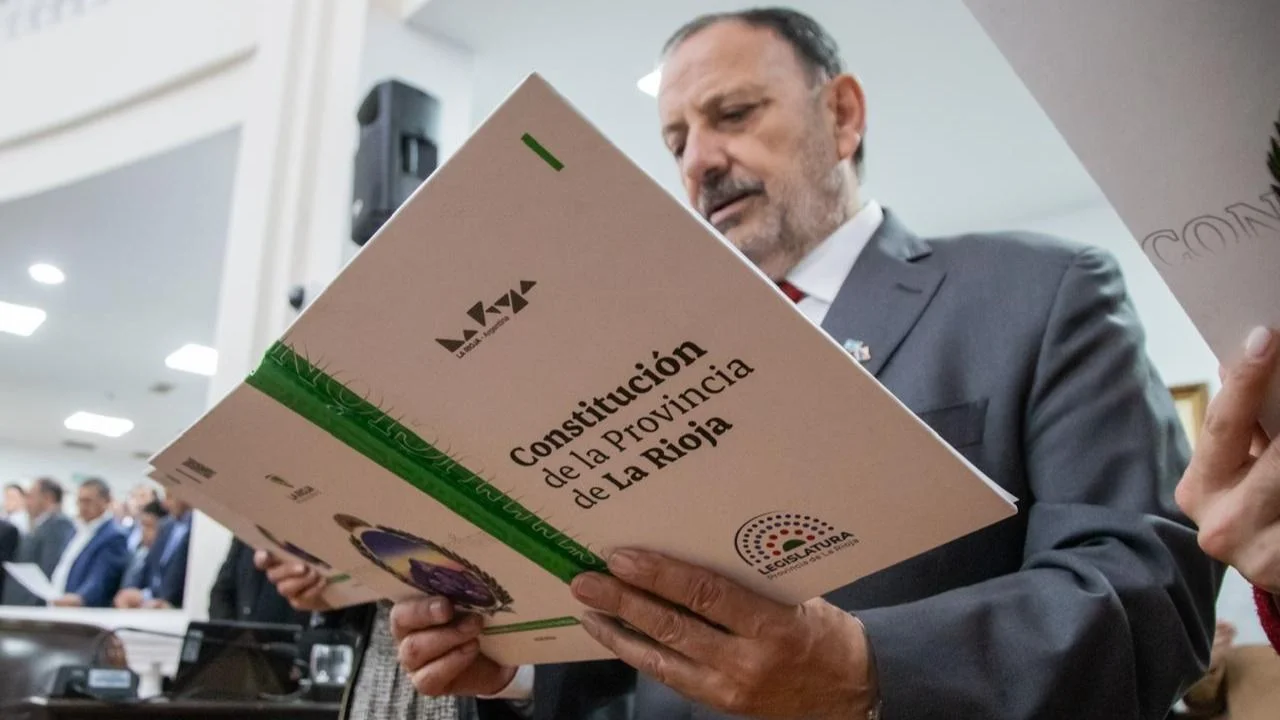 Nuevos derechos y participación ciudadana: alumnos riojanos jurarán lealtad a la nueva Constitución provincial