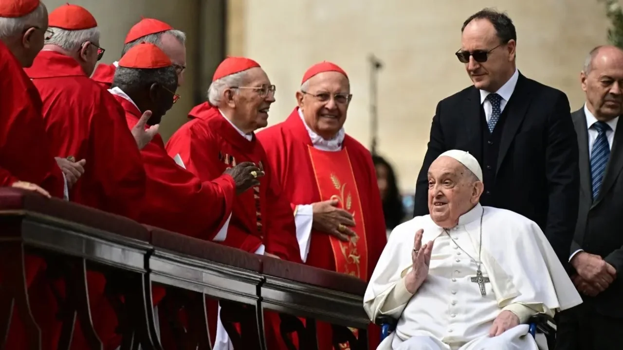Cónclave: el Vaticano confirmó que llegaron a Roma los 133 cardenales que elegirán al nuevo Papa