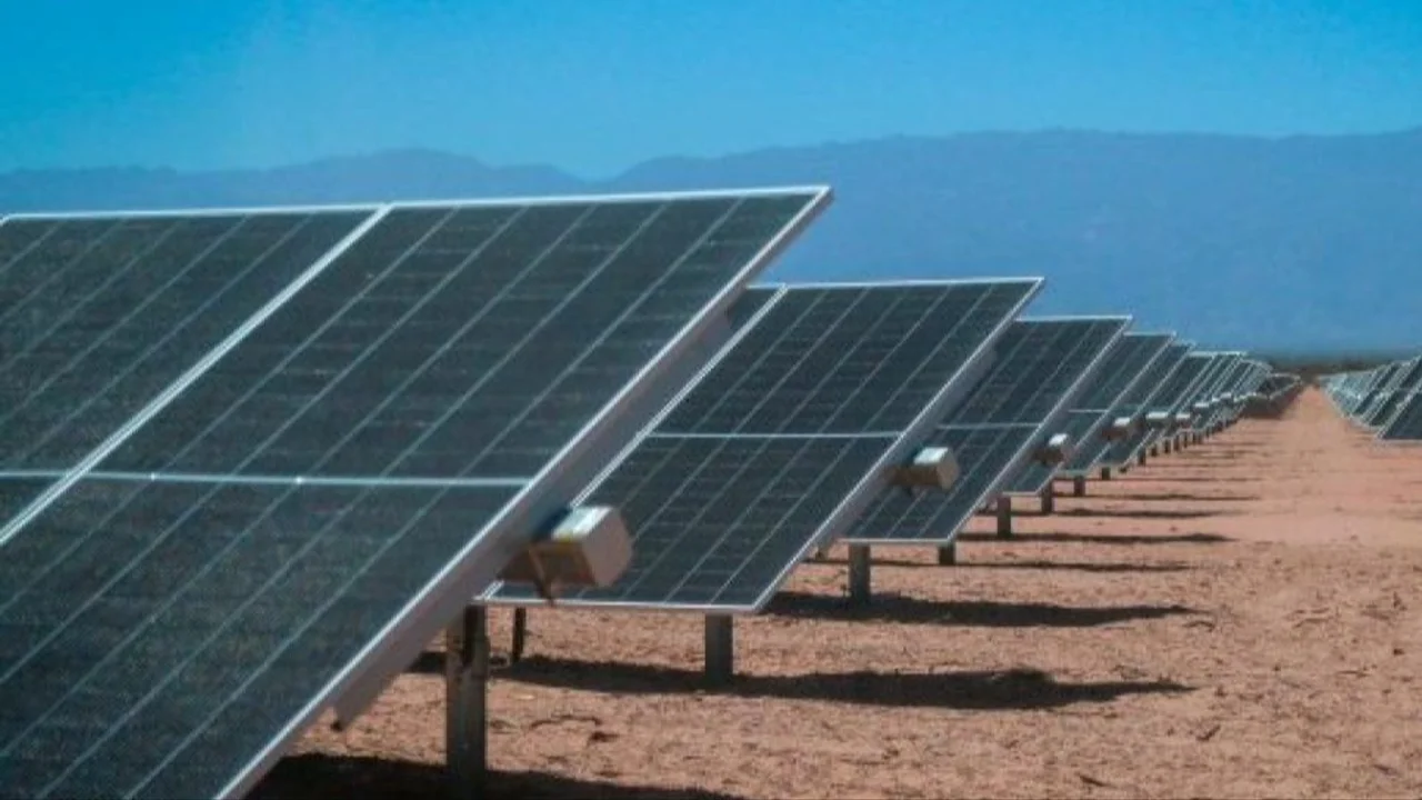 Futuro limpio: el Gobierno de La Rioja fortalece el sistema de energía renovable en la precordillera