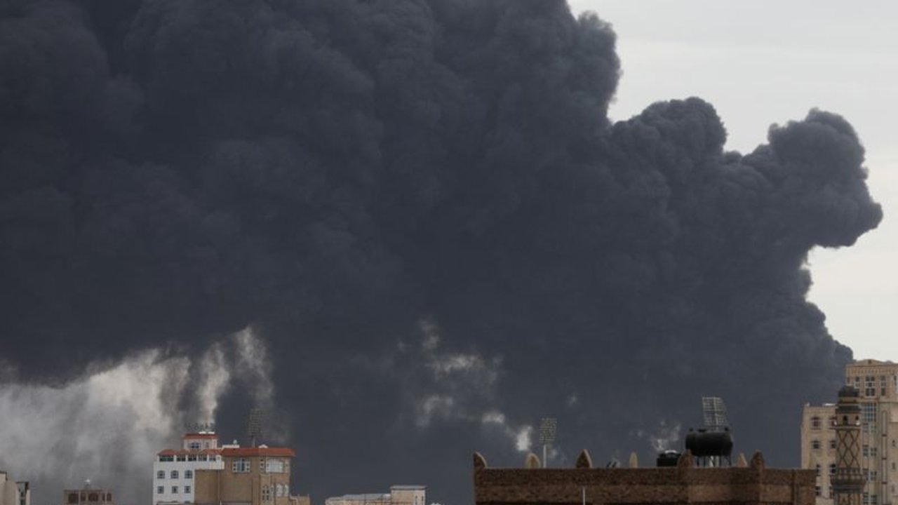 Israel ataca la capital de Yemen, dice televisora dirigida por los hutíes