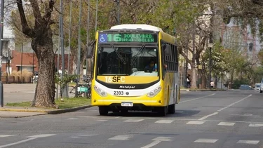 Paro de colectivos: Santa Fe y Rosario, sin servicio por la medida de la UTA