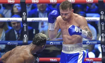 Sorpresa en el boxeo: Canelo tiene rival definido para su próxima pelea | Boxeo