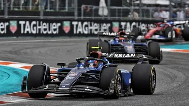 Tensión en Williams por el picante cruce entre Carlos Sainz y Alex Albon