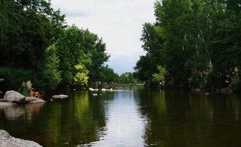 El tesoro escondido de Córdoba: dónde queda el río de aguas tibias que es ideal para visit | Turismo