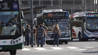 Cuánto sale el boleto de colectivo en mayo 2025: el precio