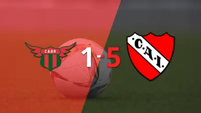 Independiente arrasó con una remontada y goleó 5-1 a Boston River Independiente arrasó con una remontada y goleó 5-1 a Boston River