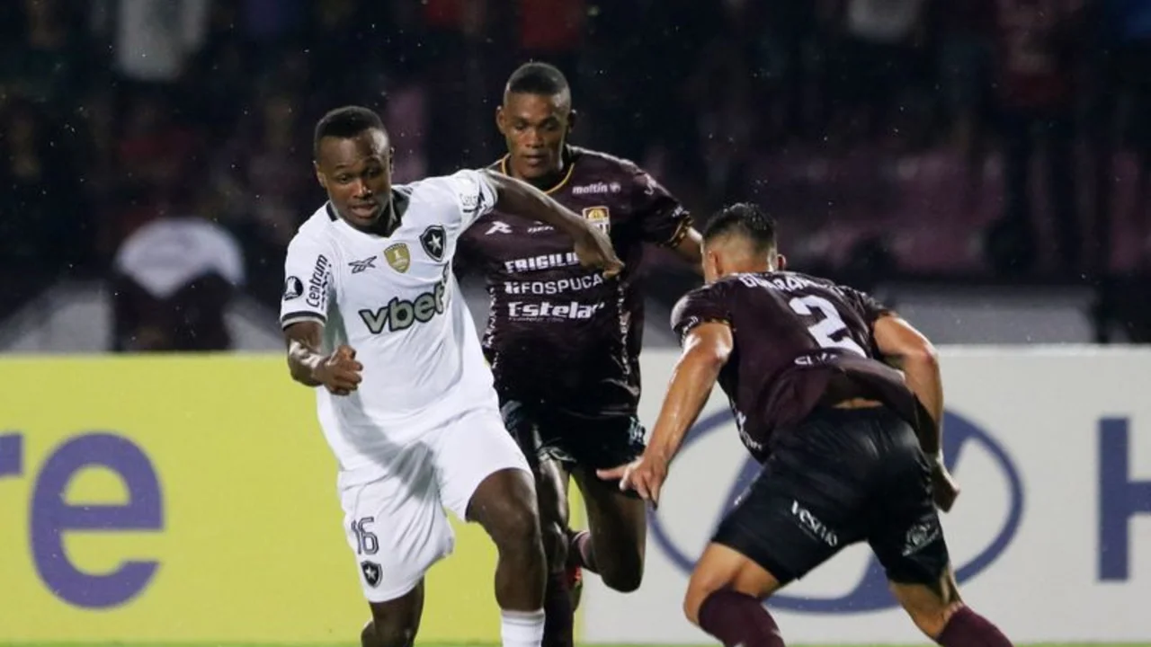 Racing Club golea 4-0 en visita a Bucaramanga en la Libertadores