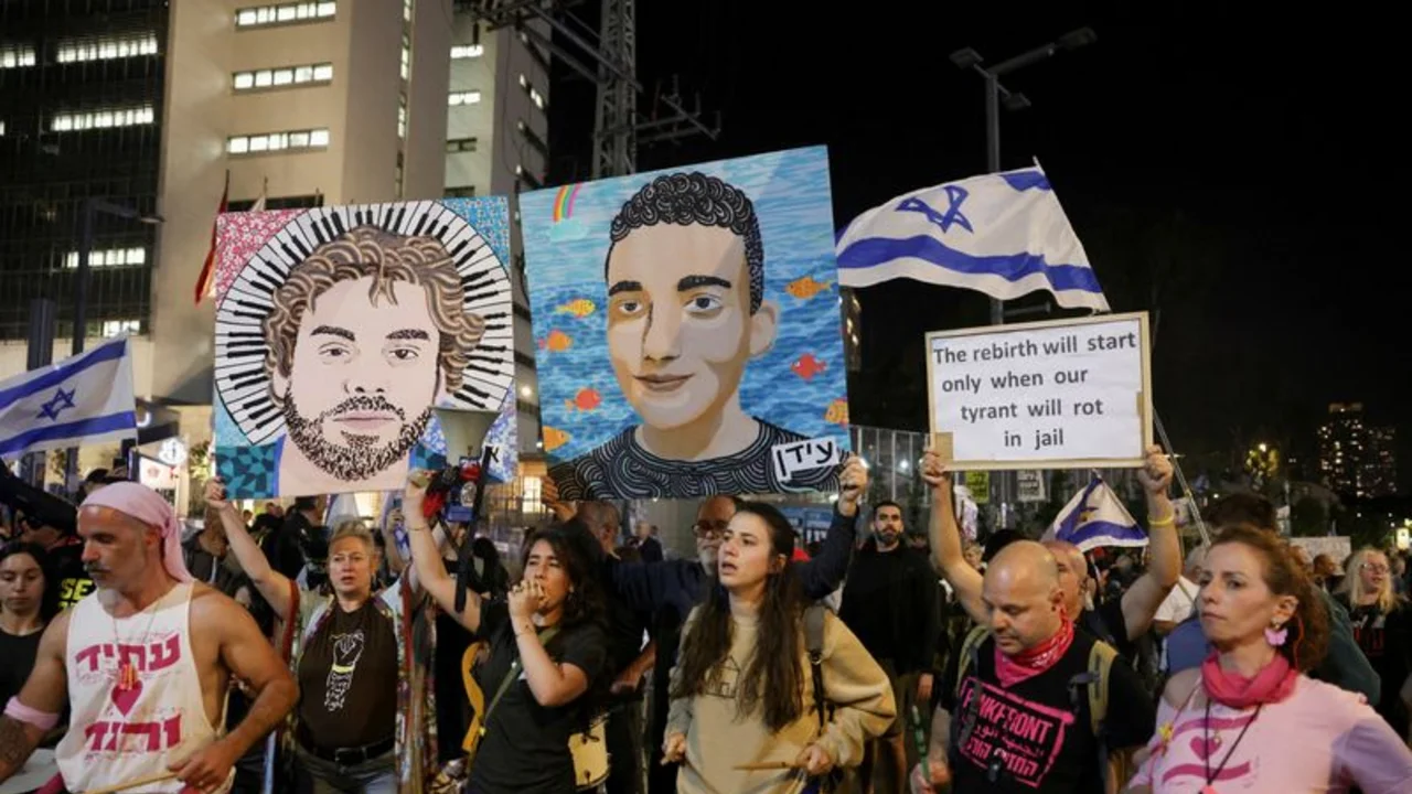 Israelíes protestaron contra Netanyahu y pidieron un acuerdo por los rehenes