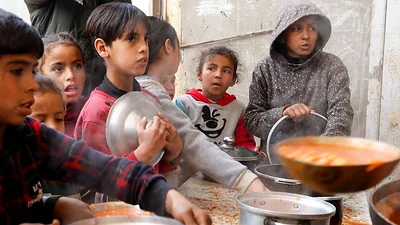 Organizaciones humanitarias critican los planes israelíes de distribución de ayuda en Gaza Organizaciones humanitarias critican los planes israelíes de distribución de ayuda en Gaza
