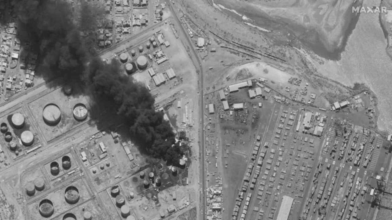 Se oyen explosiones en Puerto Sudán y el ejército dice haber interceptado drones